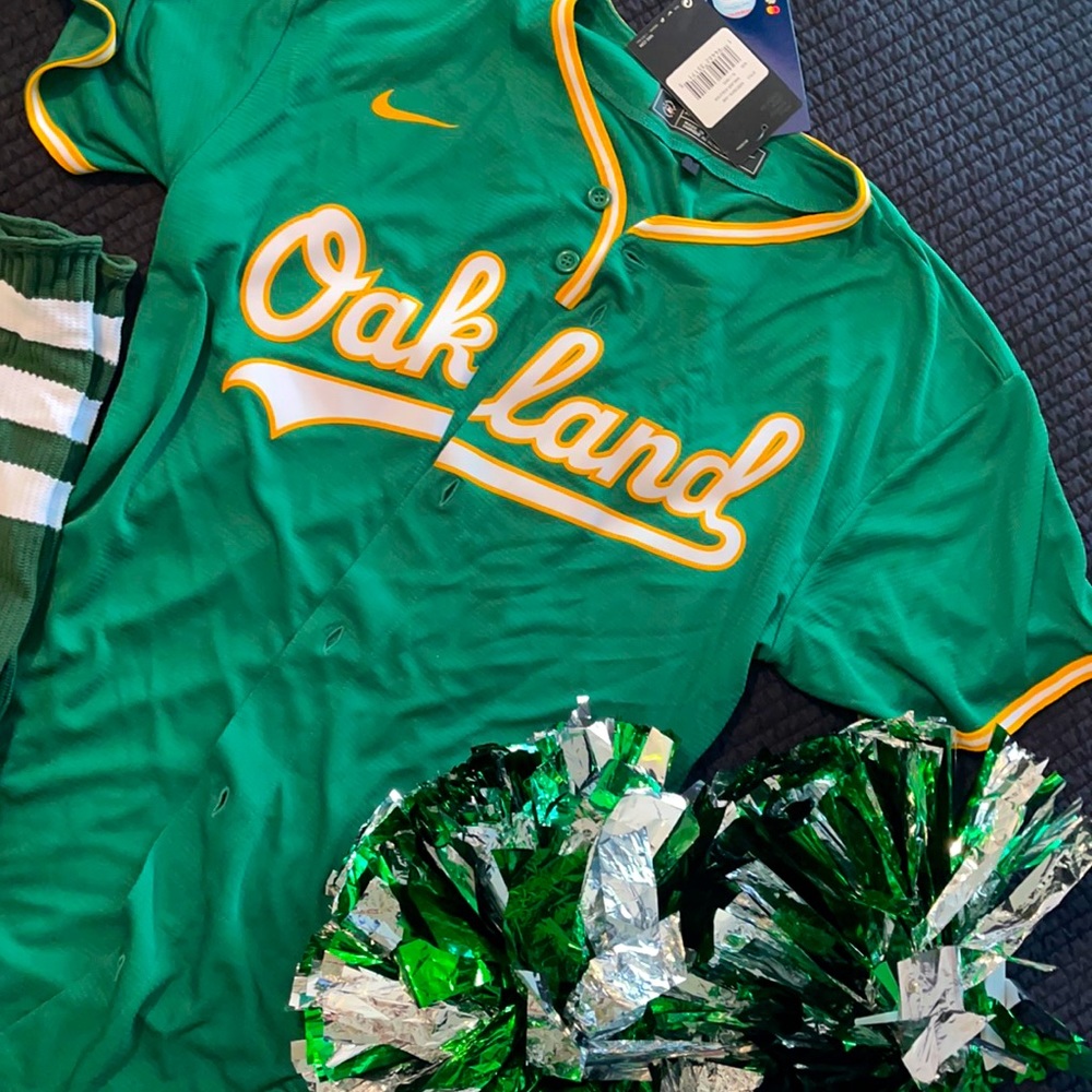 Oakland jersey sock Pom poms...